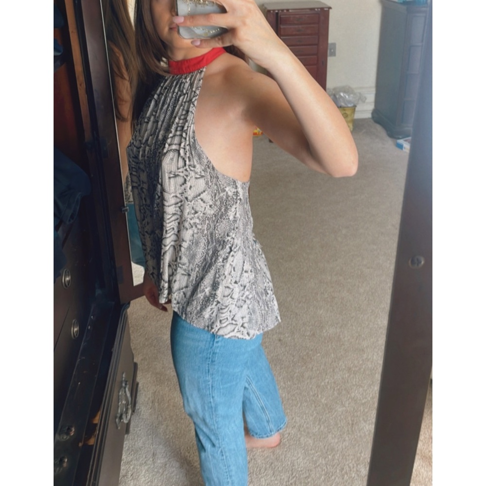 🛍️THRIFTED🛍️Free People Backless Reptile Tank - Picture 5 of 6